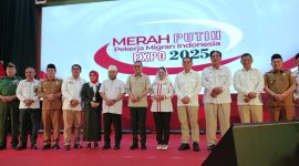 Foto : Anggota DPD RI Dapil Bengkulu, Apt. Destita Khairilisani, S.Farm., MSM, menyampaikan apresiasi tinggi terhadap upaya kolaboratif antara Pemerintah Provinsi Bengkulu, Pemerintah Pusat, serta berbagai institusi dalam menghadirkan Migrant Center.