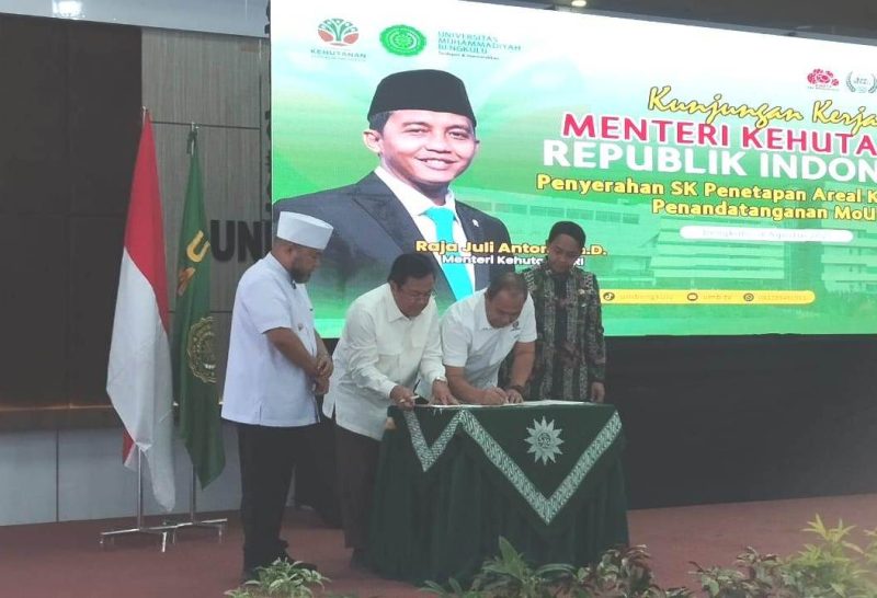 Foto : Kunjungan kerja Menteri Kehutanan RI, Raja Juli Antoni, di Aula Gedung Hassan Dien, Kampus IV UMB