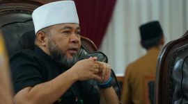 Foto : Gubernur Bengkulu Helmi Hasan