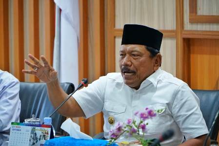 Foto : Wakil Gubernur Bengkulu Mian memimpin langsung rapat optimalisasi PAD.