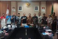 Foto : Rapat Staf Khusus Menteri Ketenagakerjaan Firmanuddin beserta rombongan, perwakilan Bank Dunia, Penjabat (Pj) Sekretaris Daerah Provinsi Bengkulu Herwan Antoni, serta sejumlah perwakilan dari Disnakertrans, Inspektorat, BKD, dan BKAD Provinsi Bengkulu.
