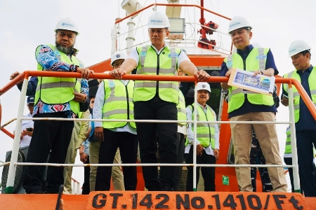 Foto : Menteri Koordinator Bidang Infrastruktur dan Pengembangan Wilayah, Agus Harimurti Yudhoyono (AHY), melakukan kunjungan kerja ke Provinsi Bengkulu untuk meninjau langsung pelaksanaan Instruksi Presiden (Inpres) Nomor 12 Tahun 2025. 