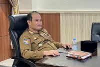 Foto : Penjabat Sekda Provinsi Herwan Antoni mengikuti Zoom