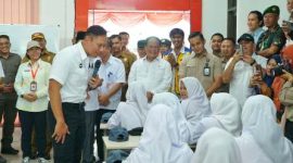 Foto : - Menteri Koordinator Bidang Infrastruktur dan Pembangunan Kewilayahan, Agus Harimurti Yudhoyono (AHY), meninjau renovasi infrastruktur Sekolah Rakyat Menengah Atas (SRMA) 6 Kota Bengkulu.