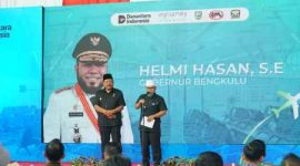 Gubernur Helmi bersama Wagub Mian