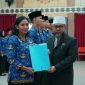 Foto : Penyerahan SK