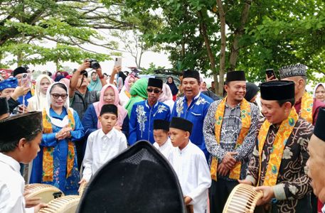 Foto : Prosesi budaya kite