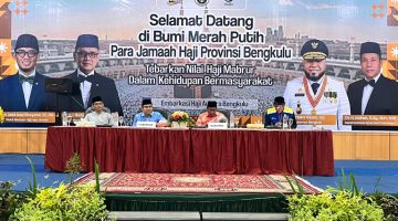 Sebanyak 390 Jemaah Haji Kloter PDG 03 Tiba, Disambut Haru Keluarga