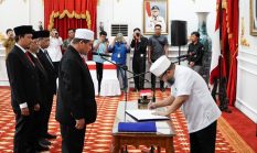 Gubernur Helmi Lantik Pimpinan BAZNAS Bengkulu Periode Baru