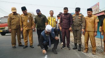 Helmi Hasan Lanjutkan Pembangunan Jalan Mulus, Rawa Makmur Disasar